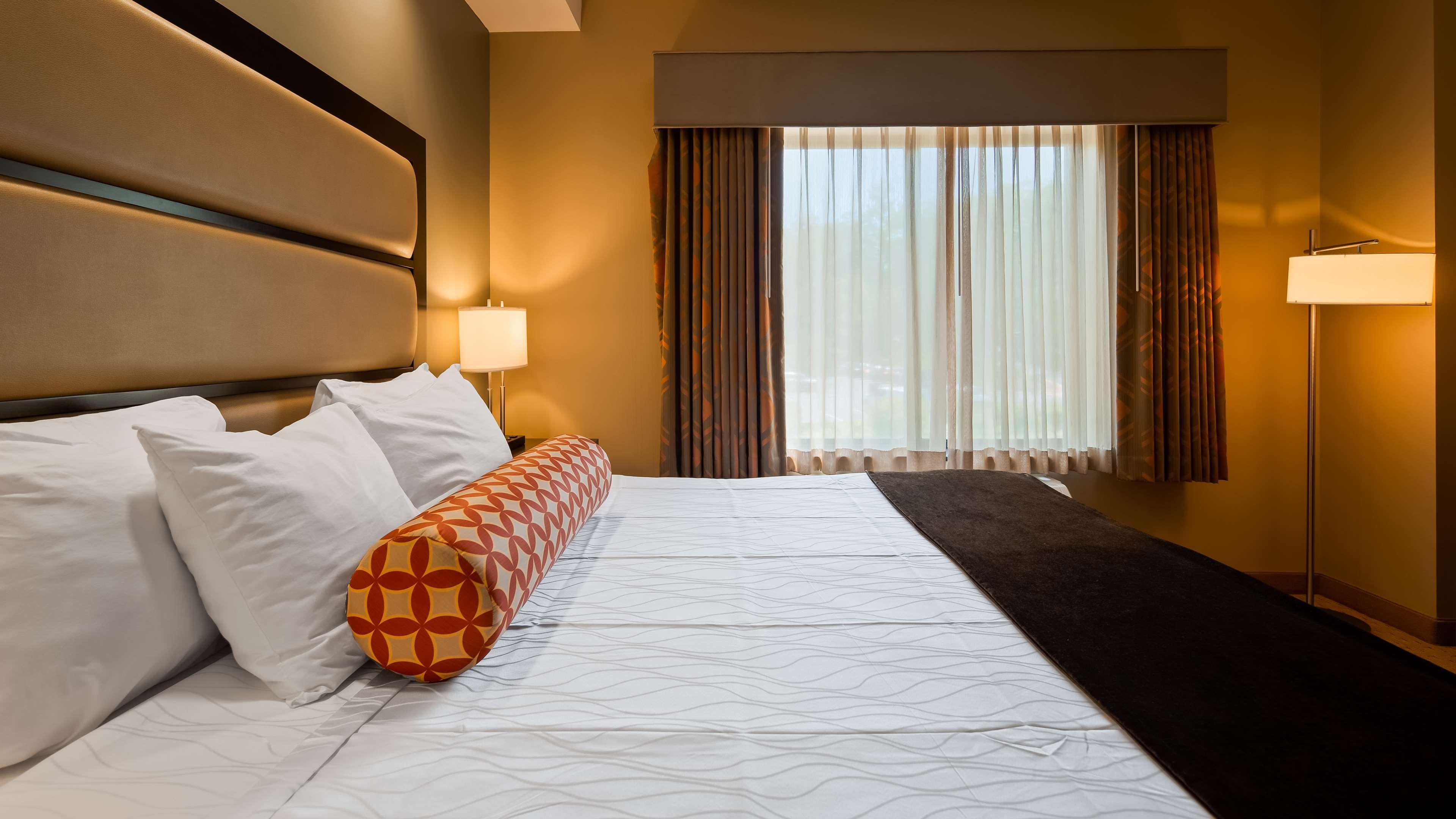 Best Western Plus College Park Hotel Экстерьер фото